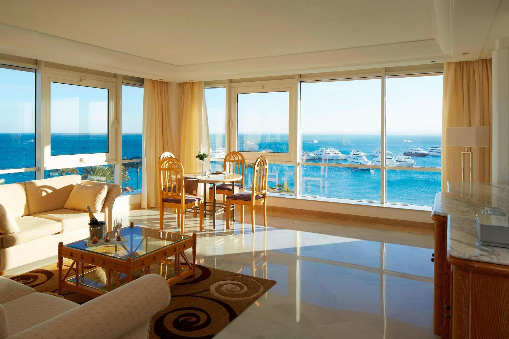 Marriott Complex