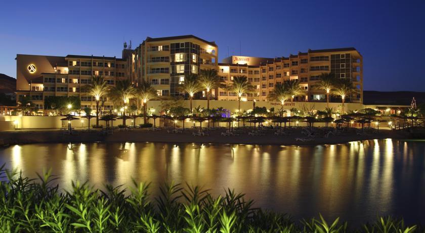 ماريوت البحر الاحمر 5*